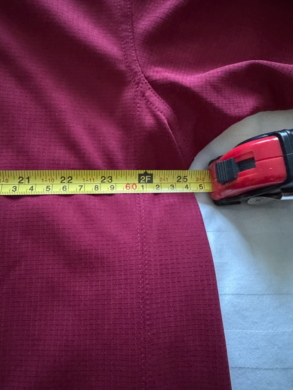 Cutter & Buck Men's Garnet Polo with University Gamecock Embroidery - Picture 3 of 4